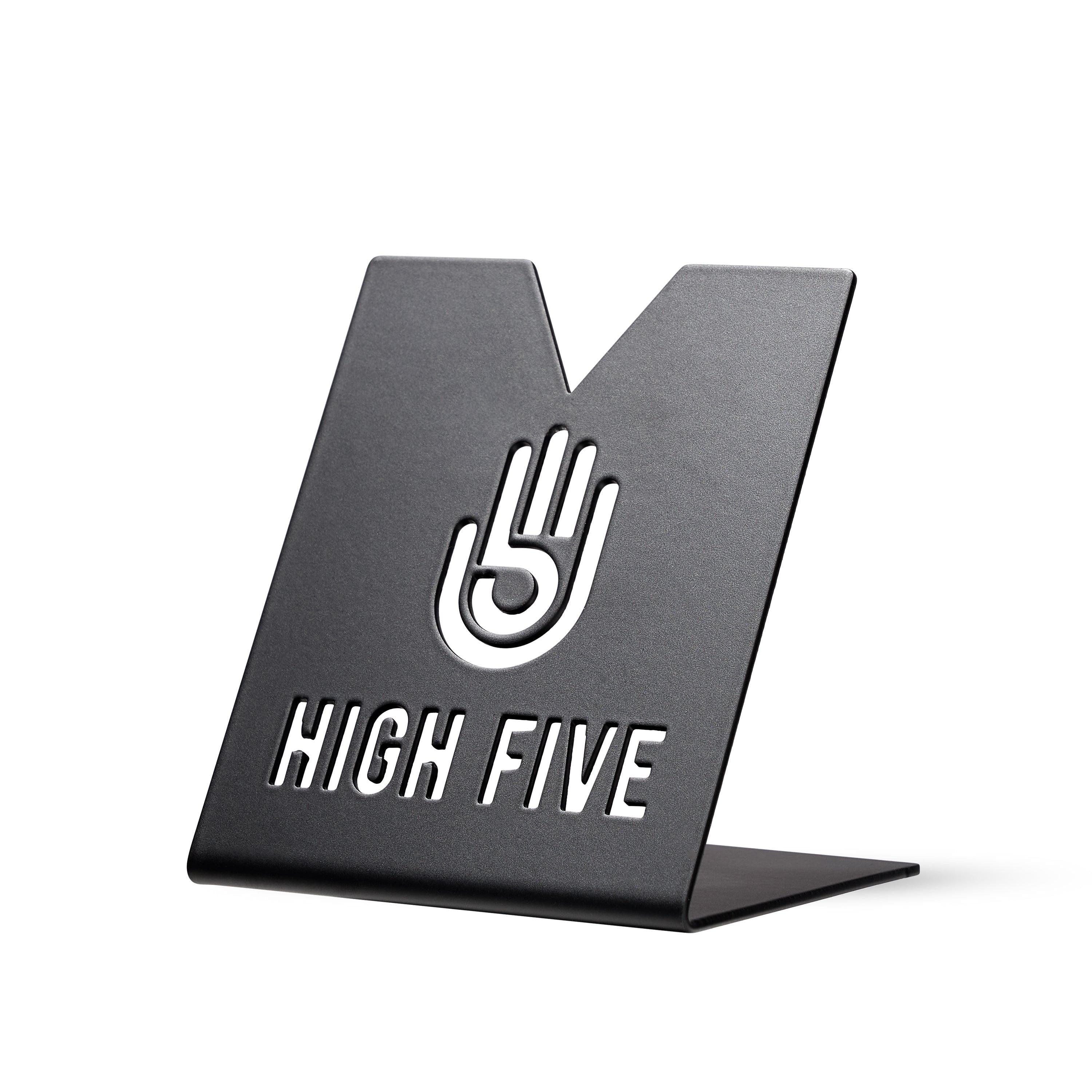 https://www.vapespipe.com/vape/cdn/shop/files/high-five-heater-coil-stand-vaporizers-dankgeek.jpg