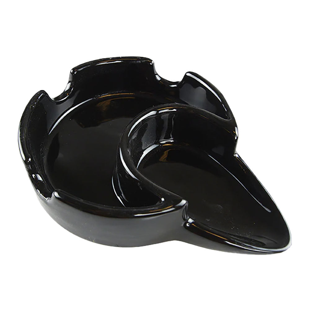 https://www.vapespipe.com/vape/cdn/shop/files/smokezilla-pipe-holder-ceramic-ashtray-6x4_5-6pc-display-rolling-accessories-dankgeek.jpg